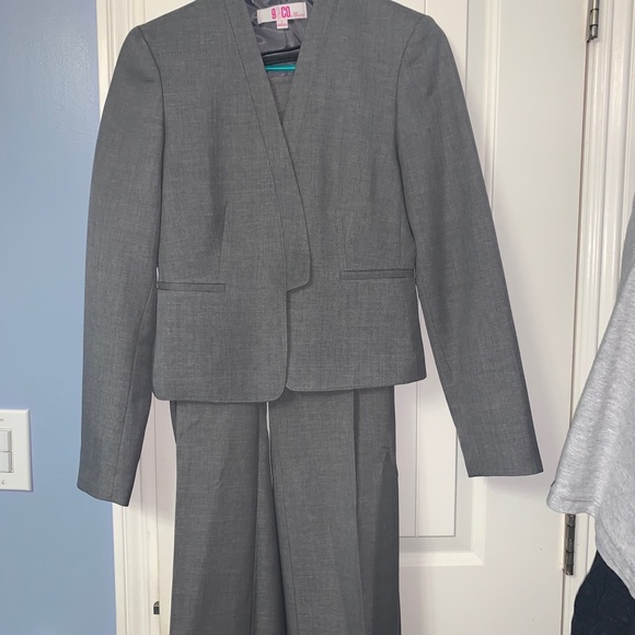 2 pcs 9&co suit separates - Picture 3 of 5